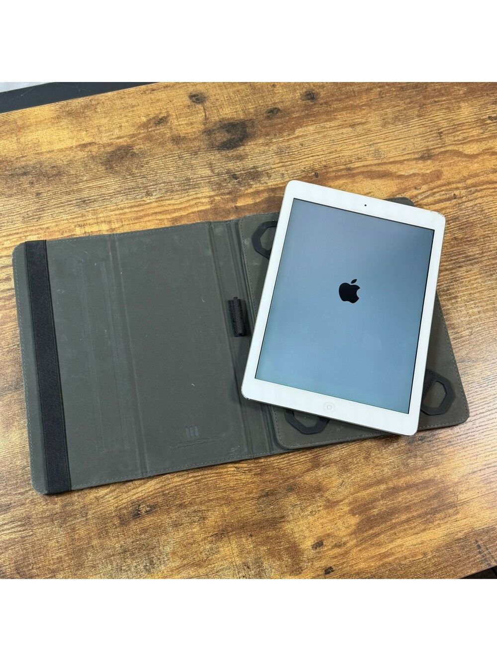 Apple iPad 4th Gen A1475 16GB WiFi Cellular Silver Cracked Screen Works Case